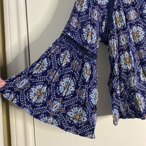 Blue pattern, extremely soft boho shirt! - Picture 3 of 4